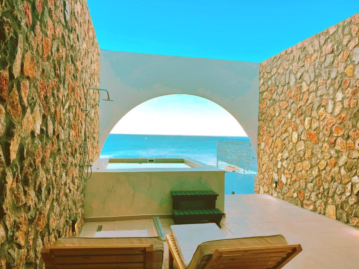 Delfini Beach Hotel & Suites 아크앤젤로스 외부 사진