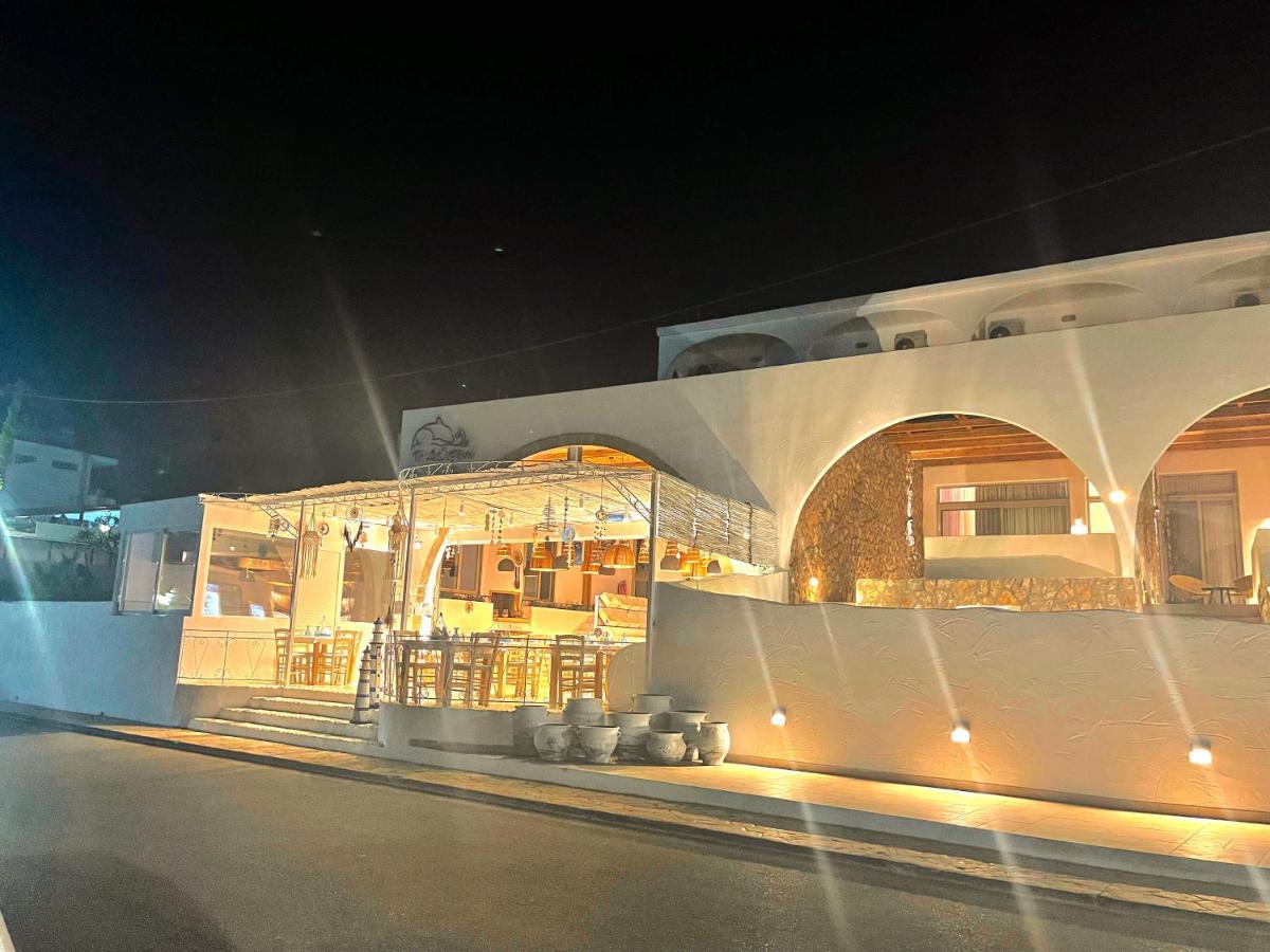 Delfini Beach Hotel & Suites 아크앤젤로스 외부 사진