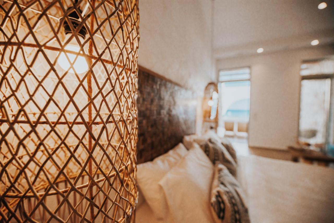 Delfini Beach Hotel & Suites 아크앤젤로스 외부 사진