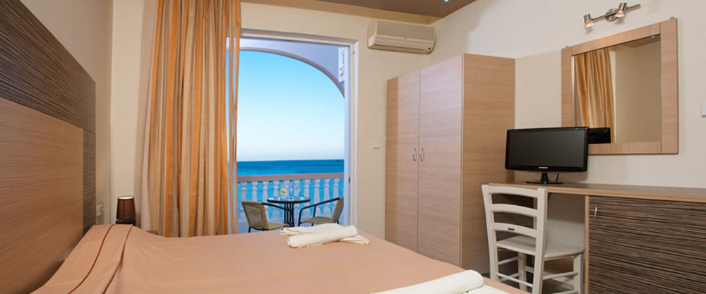 Delfini Beach Hotel & Suites 아크앤젤로스 외부 사진